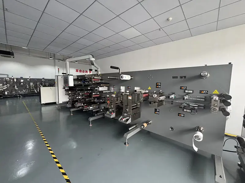 4层RFID标签复合机